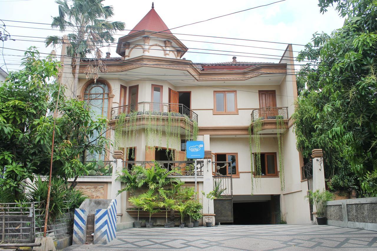 Graha Sekar Arum Syariah Hotel Surabaya Exterior photo